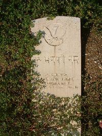 Cassino War Cemetery - Kalu Sing Limbu, 